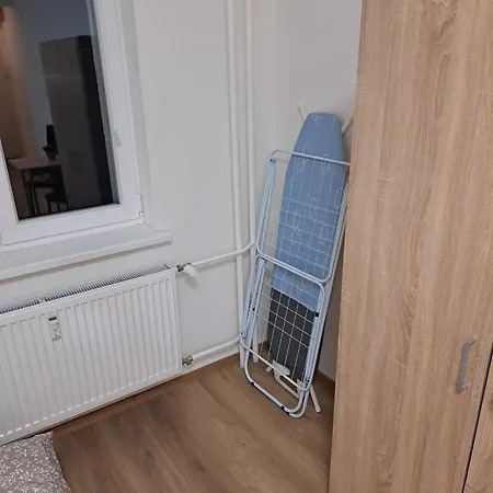 V Karlovych Varech Pro 2 Osoby, Ulice Mladeznicka * Karlovy Vary